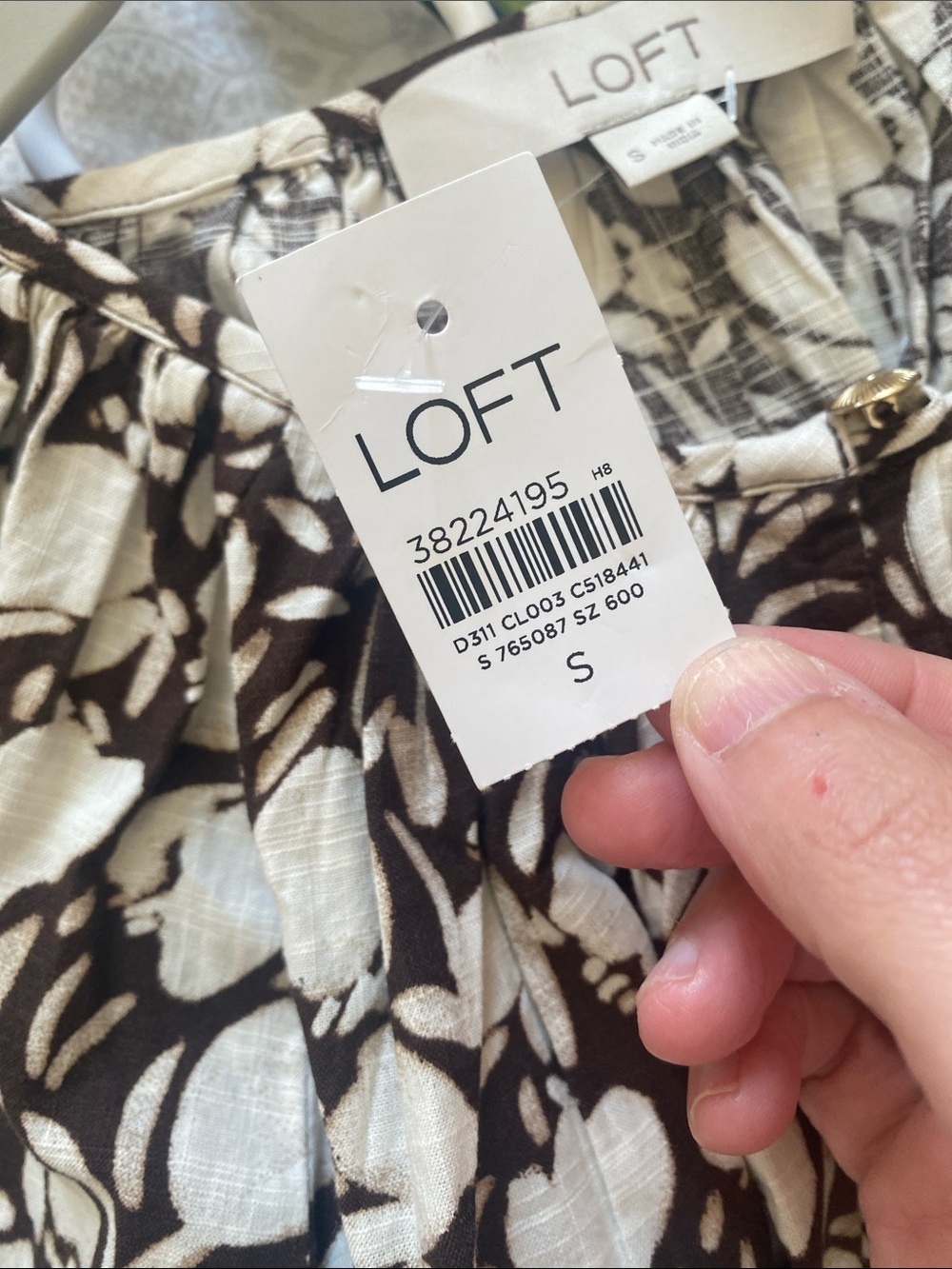 LOFT Brown & White Floral Balloon-Sleeve Blouse - Picture 9 of 9